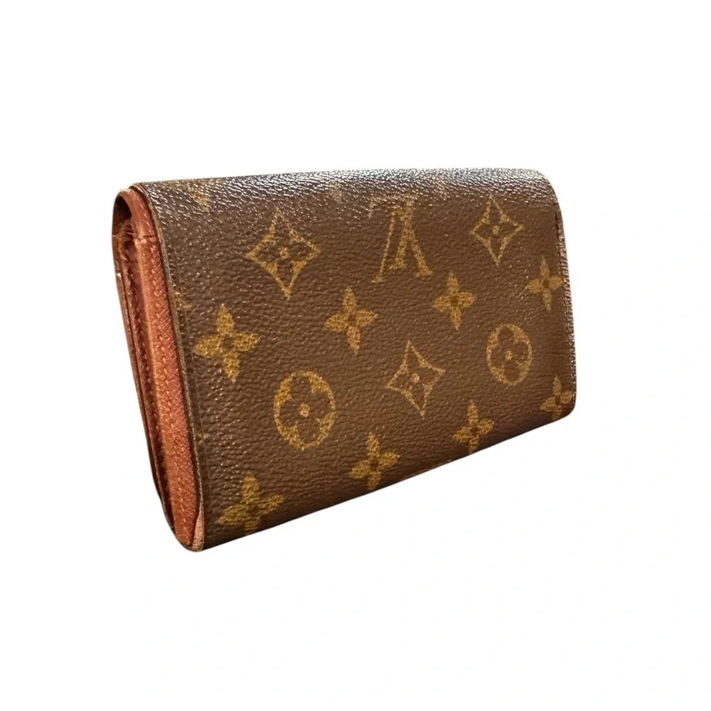 Louis Vuitton Brown Monogram Wallet - Picture 3 of 10